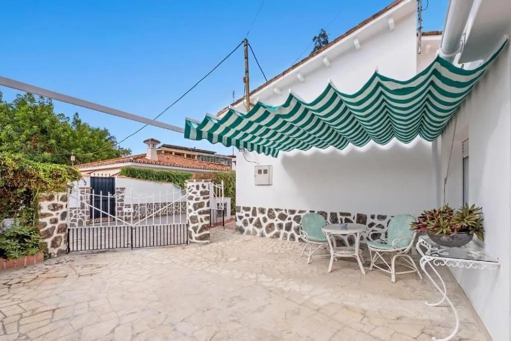Malaga Beach House Apartment
